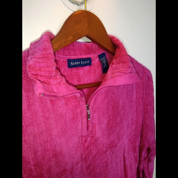 PINK SWEATSHIRT (INTERNATIONAL) - Picture 5 of 9